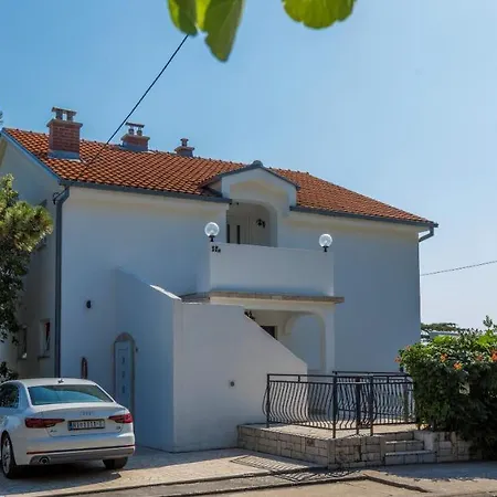 Laurus Novi Vinodolski