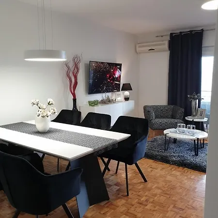 Laurus * Novi Vinodolski