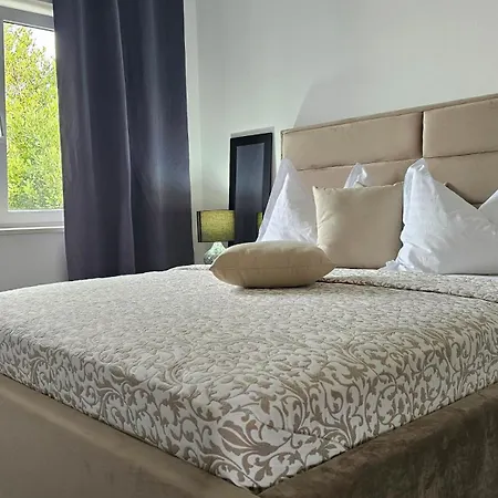 Apartment Laurus