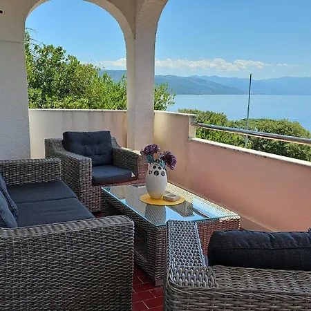 Apartment Laurus